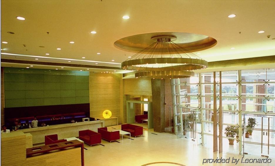 Nirvana Luxury Hotel L Λουντιάνα Εσωτερικό φωτογραφία