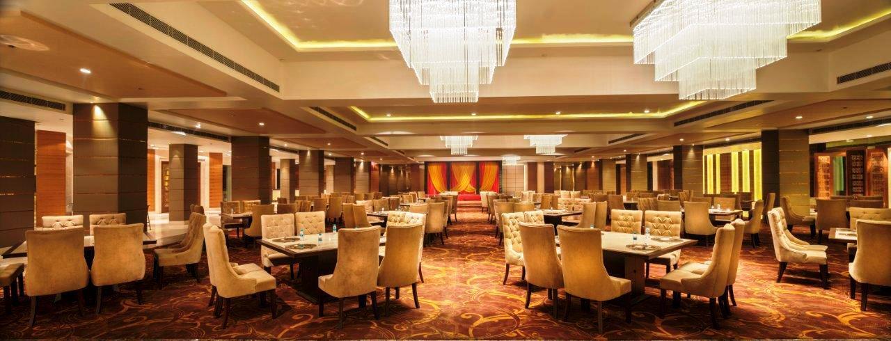 Nirvana Luxury Hotel L Λουντιάνα Εξωτερικό φωτογραφία