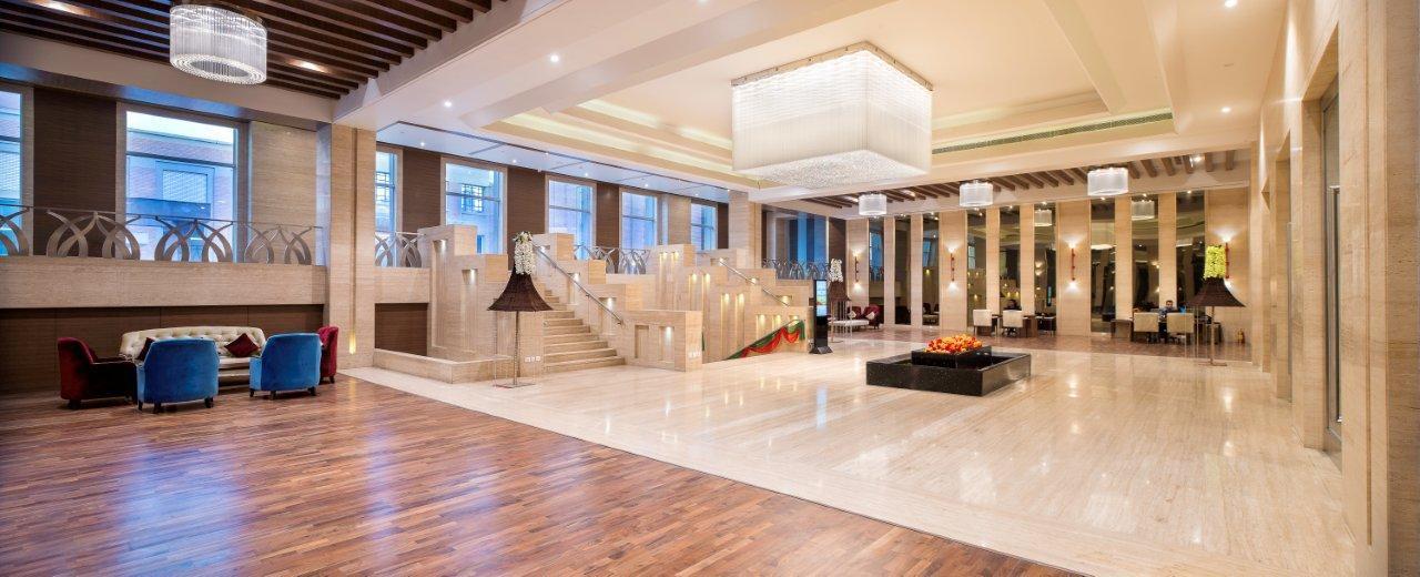 Nirvana Luxury Hotel L Λουντιάνα Εξωτερικό φωτογραφία
