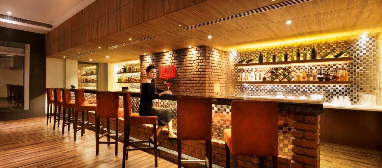 Nirvana Luxury Hotel L Λουντιάνα Εξωτερικό φωτογραφία